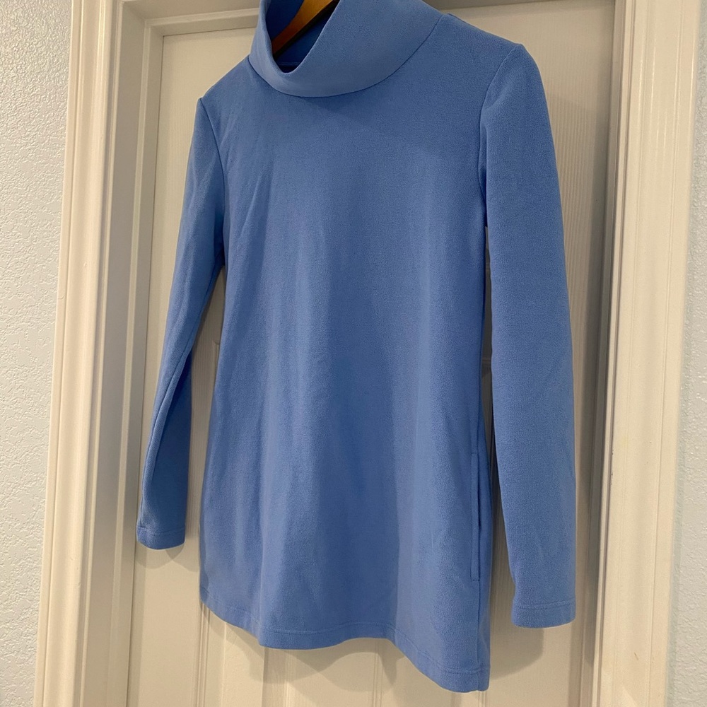Terry fleece. Cobble hill style. EUC. Dog friendly home. Smoke free home.